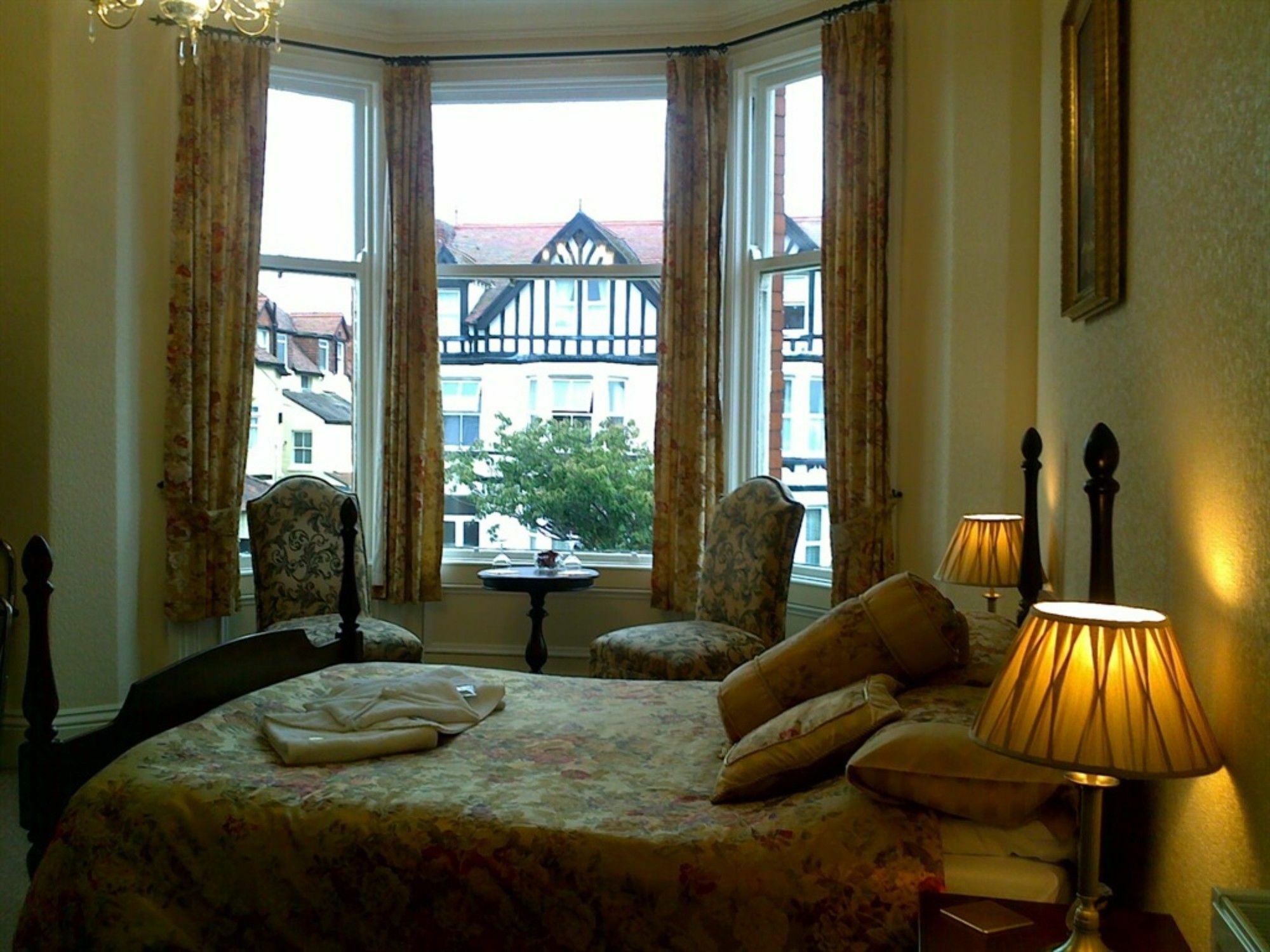 Ascot House (Adults Only) Hotell Llandudno Eksteriør bilde